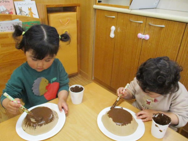 【２歳児】ケーキをつくってお祝い♪